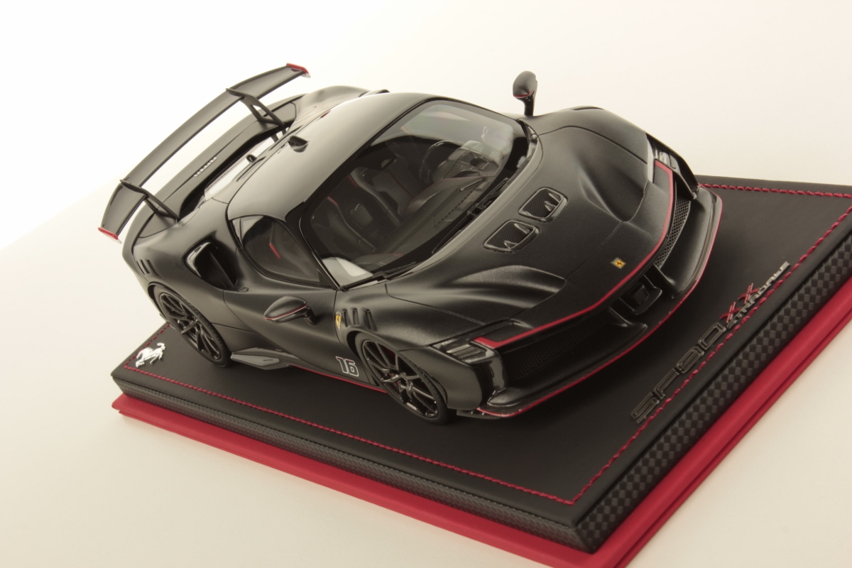 mr-collection-models-ferrari-sf90-xx-stradale-1-18-miniature-auto image 3