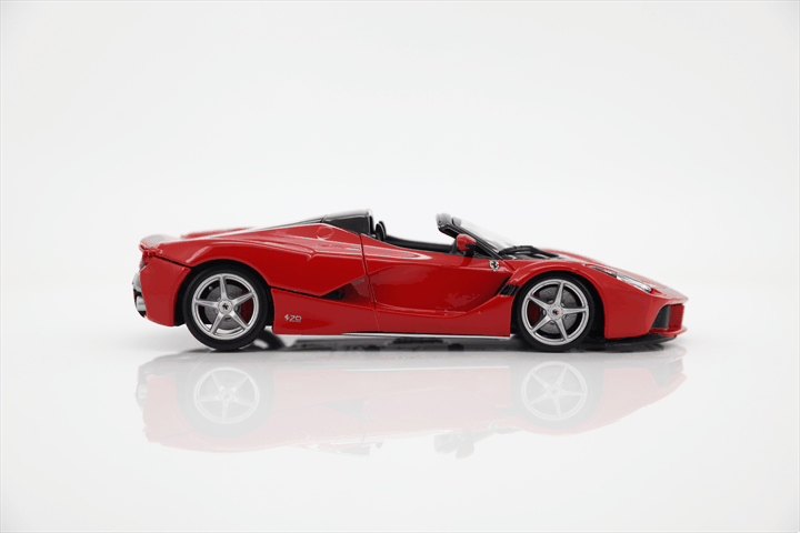 bburago-laferrari-aperta-1-24-race-play-rouge image 3
