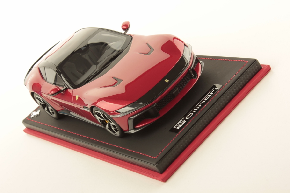 mr-collection-models-ferrari-12cilindri-1-18-miniature-v12-grand-tourisme image 3