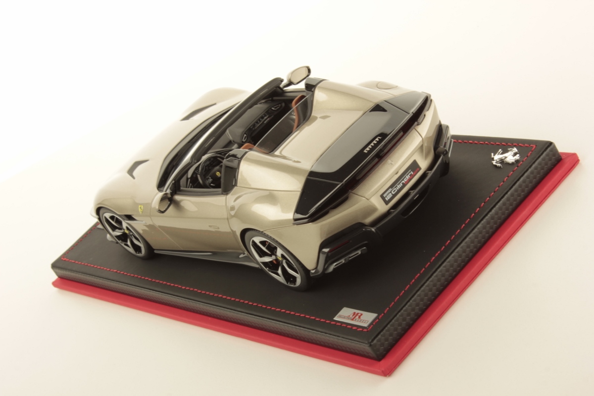 mr-collection-models-ferrari-12-cilindri-spider-1-18 image 4