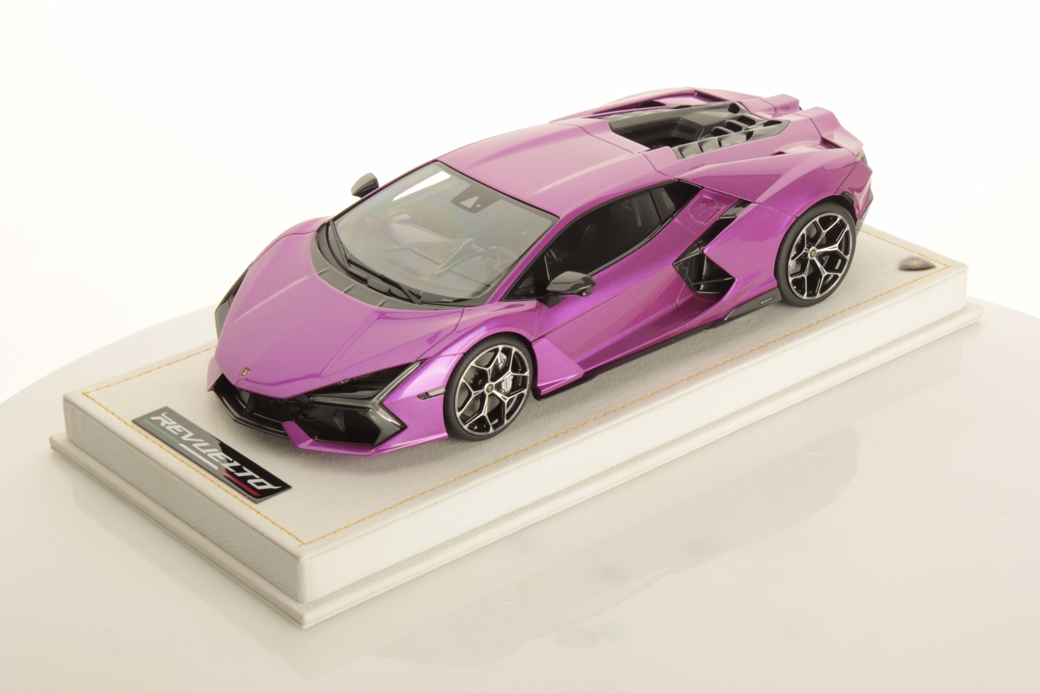 mr-collection-models-lamborghini-revuelto-1-18-4 image 1